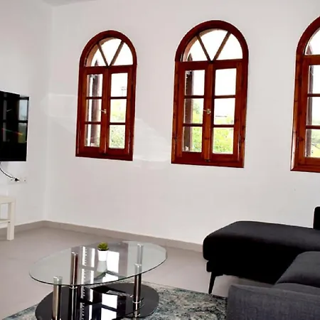 Apartmán - Sleeps 5 - Pets Ok - Balcony - Parking Ágios Nikólaos