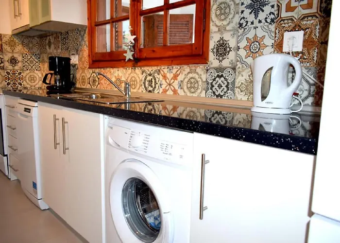 Apartamento - Sleeps 5 - Pets Ok - Balcony - Parking Agios Nikolaos (Chalkidiki)