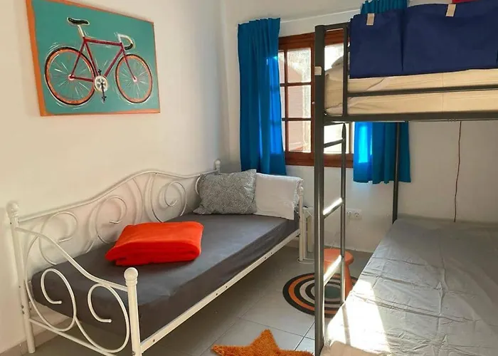 - Sleeps 5 - Pets Ok - Balcony - Parking Agios Nikolaos (Chalkidiki)